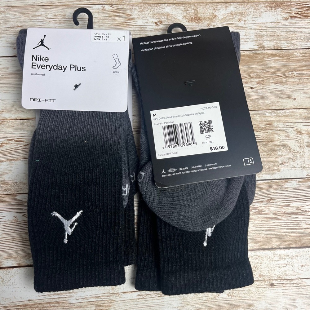 2 packs NIKE Jordan Everyday Plus Crew Socks Cushioned Dri-FIT Men 6-8 YTH 5-7
